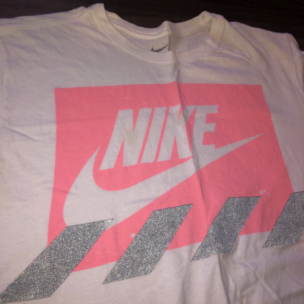 Men’s Nike tee